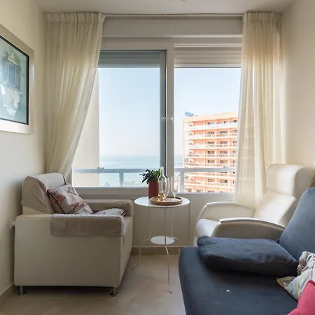 Malagasuite Sea View Apartment