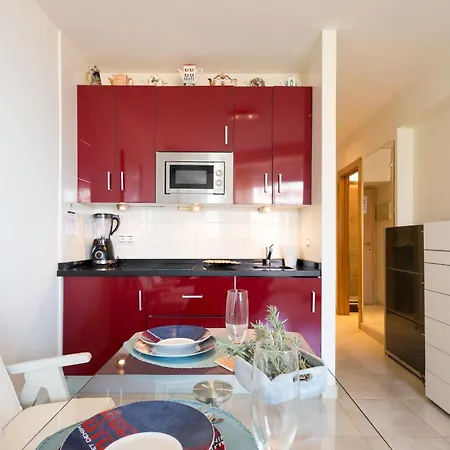 Malagasuite Sea View Apartment